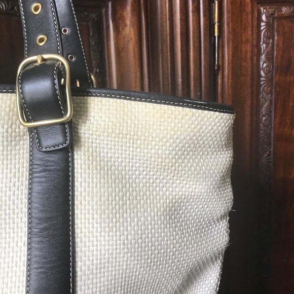 Generous Woven Coach Tote Black & Cream - Picture 6 of 15